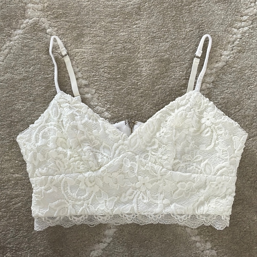 *NWOT* Bebe Lace Bralette
